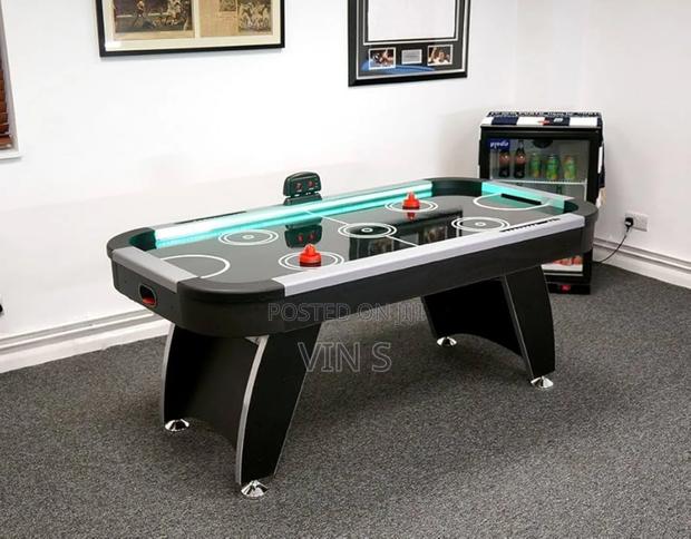 Air Hockey Tables, Ăir Hòckey Tăbles_ Aìr Hockêy Tablês"