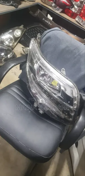 Toyota Noah 2017,2018,New Model Headlights