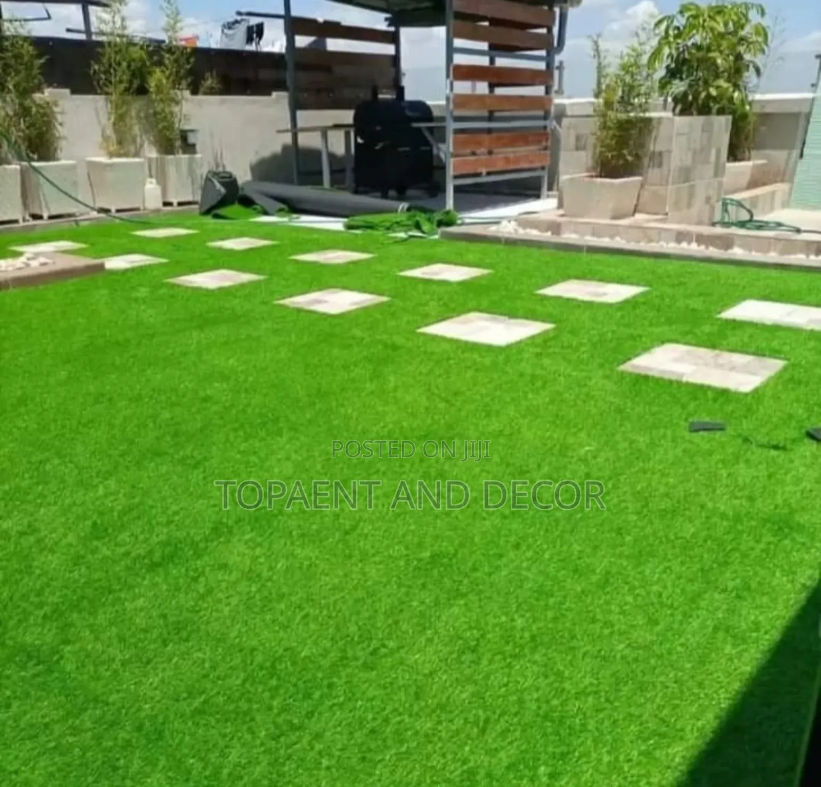 Realistic Green Grass Carpet and Easy Installation