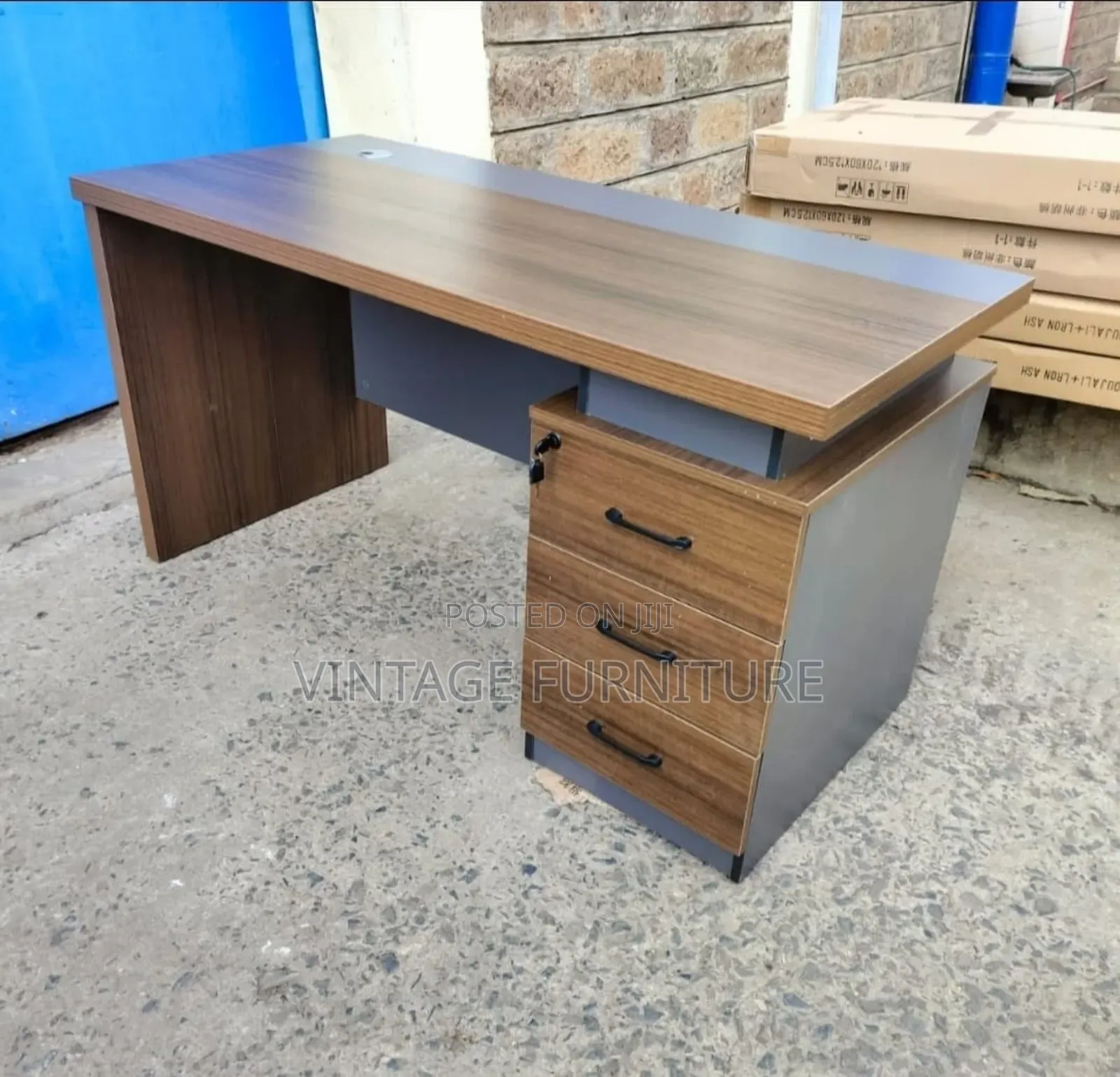 Executive Office Table B009