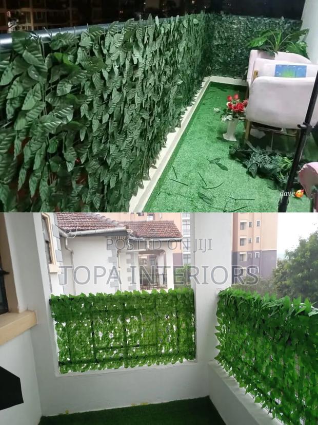 Evergreen Beautiful Decorative Balcony Artificial Privacy Fence