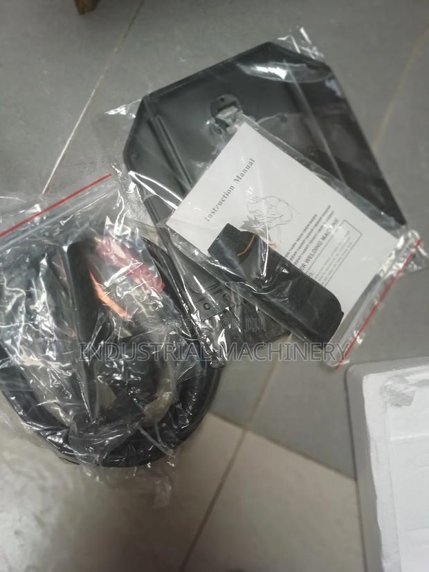 200a Welding Machine - thumbnail 2