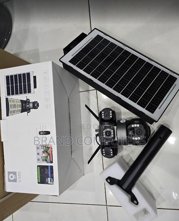 Triple Lens 4g Simcard Solar PTZ Camera With Floodlight - main view
