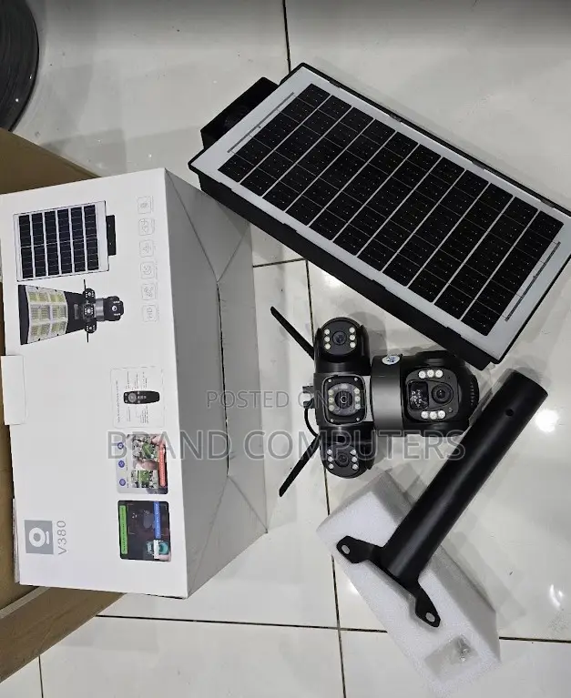 Outdoor V380 Pro 4g Triple Lens Floodlight Solar PTZ Camera