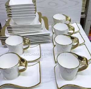 Elegant Dining Redefined: 30-Piece Wavy Gold Dinner Set