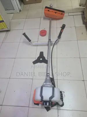 4 Stroke Brush Cutter