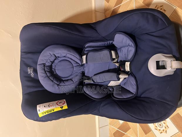 Britax Romer Baby Car Seat - thumbnail 5