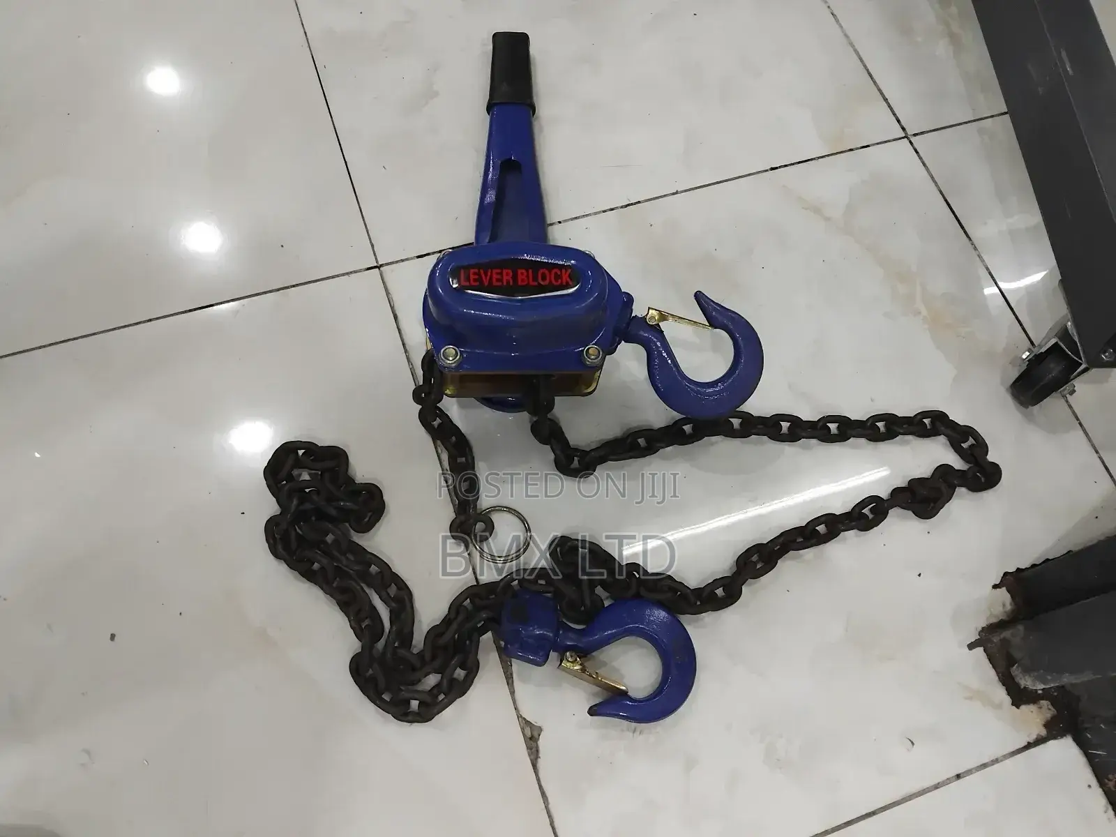 Durable Alloy Lever Hoist With Easy Ratchet Operation and Safety Grip