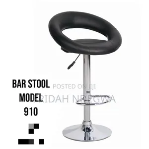 Bar Stool Model 910