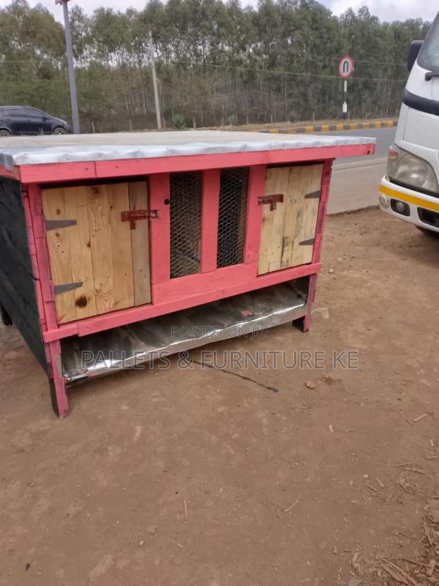 Self-cleaning Rabbit House 🏠🏡 - main view