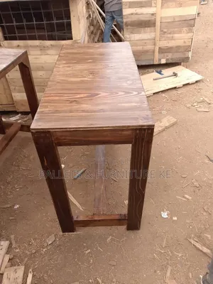 Walnuted Pallet Bench