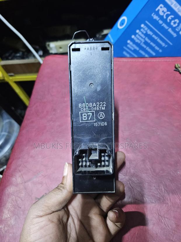 Door Main Switch Mitsubishi Colt - thumbnail 2