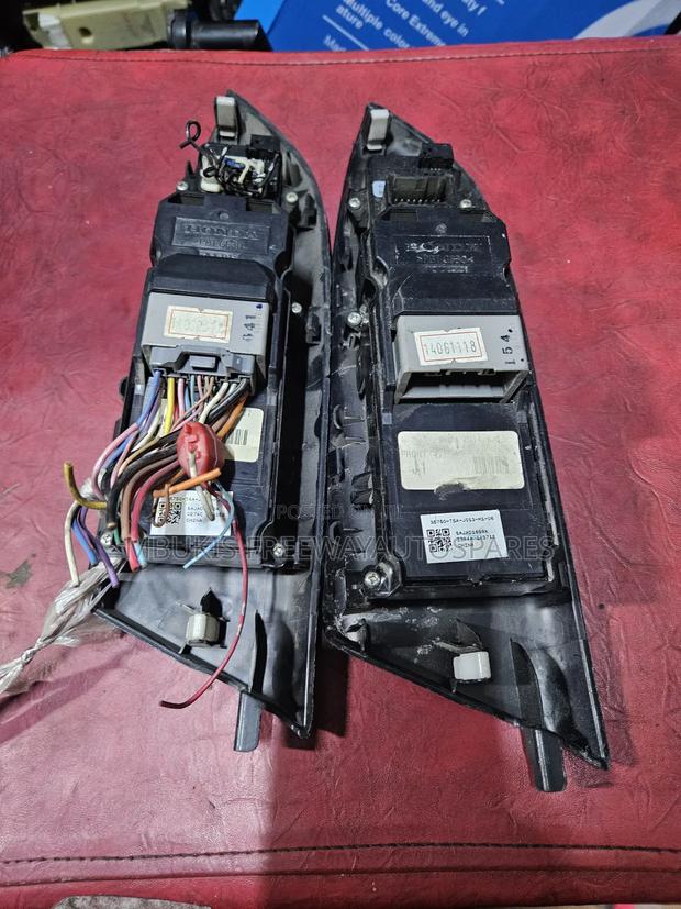 Door Main Switch Honda Fit 2015 - thumbnail 2