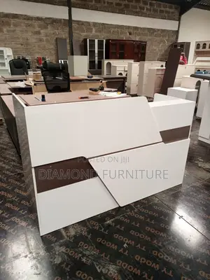 Office Furniture; Reception Desk With Countertop and Lockable Drawers
