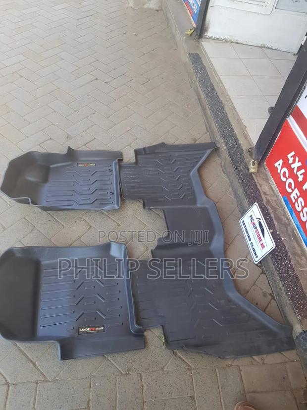Isuzu D-Max Double-Cab Moulded Tpe Rubber Floor Mats - thumbnail 2