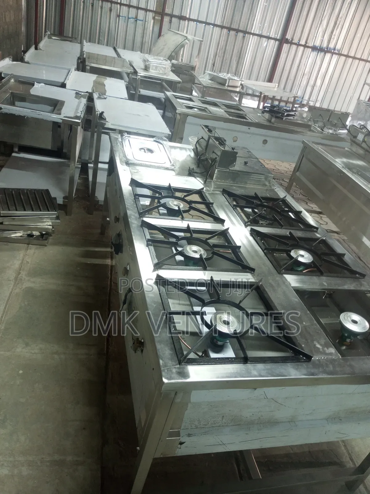 Maximum Quality Service Complete Kitchen