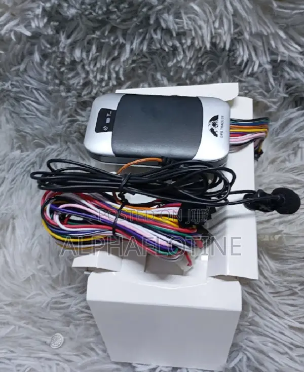 Car Tracker Tk303 GPS GPRS Tracker for Online SMS Tracking