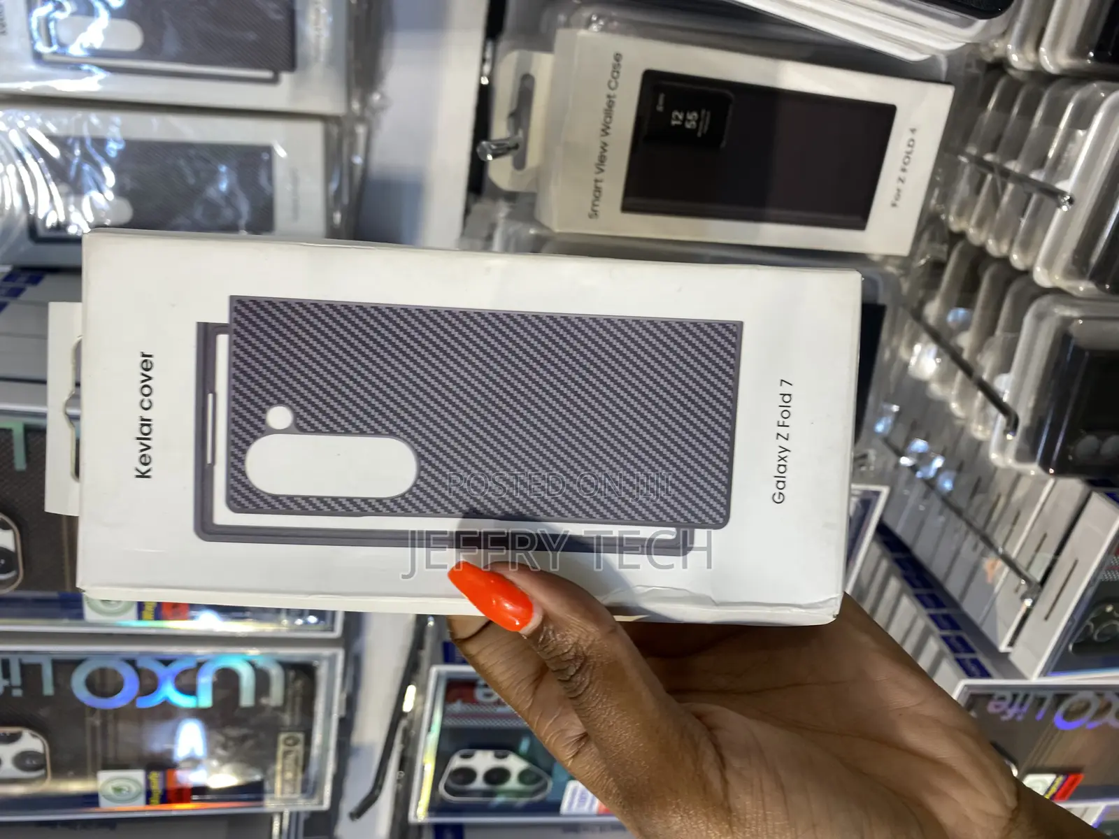 Helix Mirror Flip Carbon Cover for Samsung Galaxy Z Fold 7