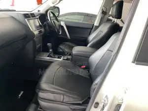 Toyota Land Cruiser Prado 2018 White