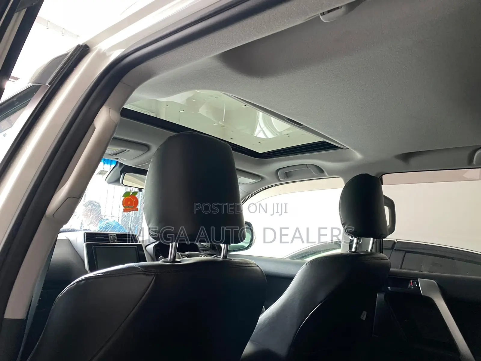 Toyota Land Cruiser Prado 2018 White