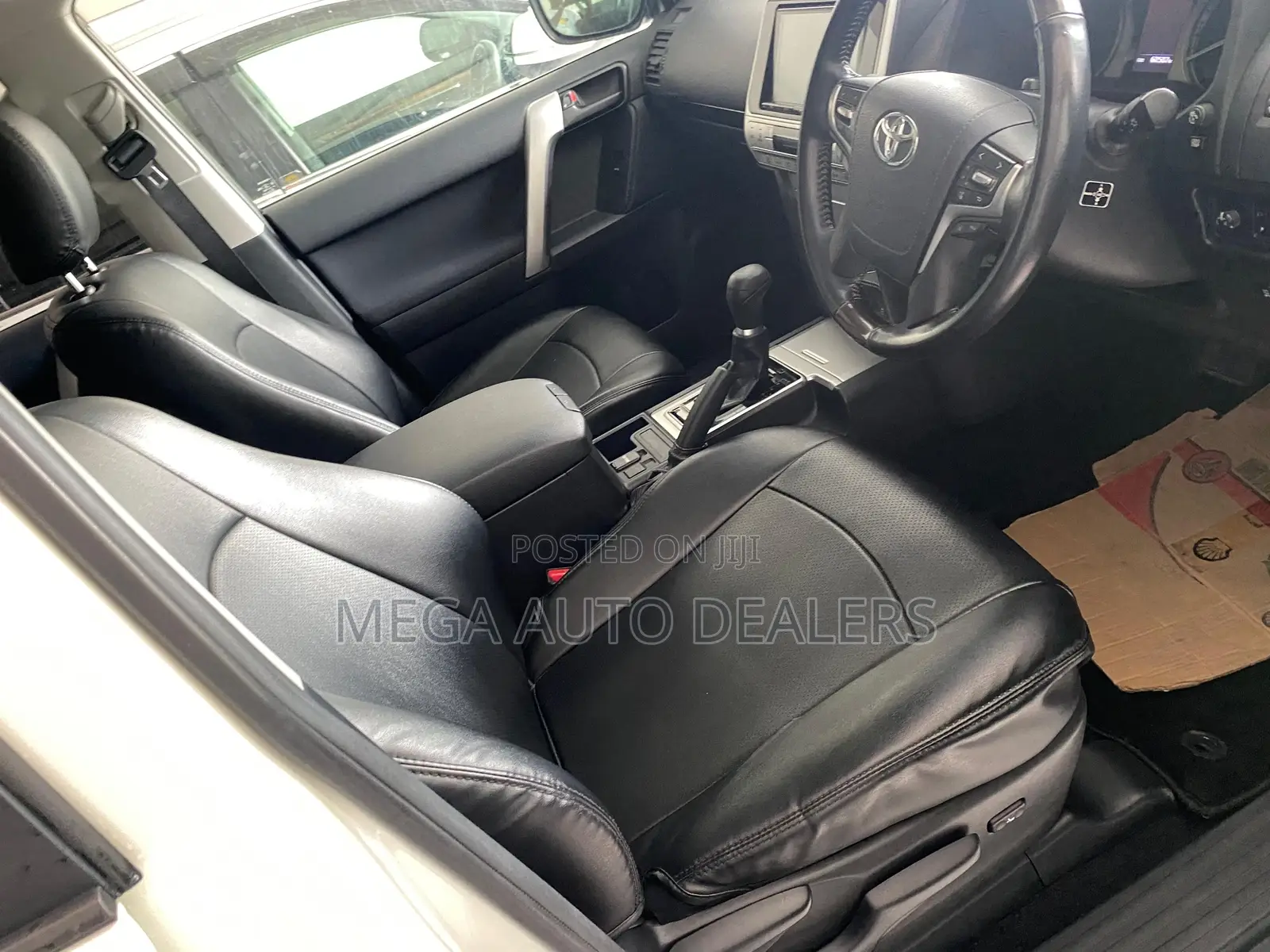 Toyota Land Cruiser Prado 2018 White