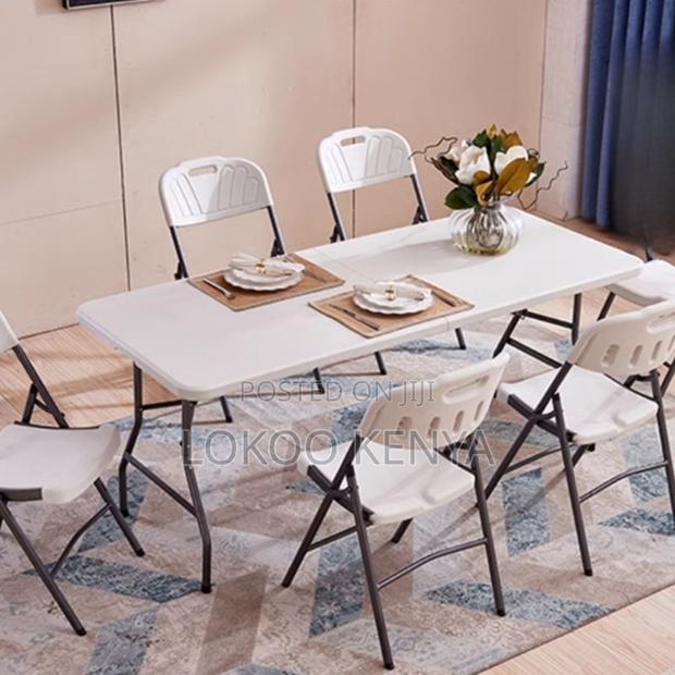 Dining Table : White Foldable Event Dining Chair - thumbnail 5