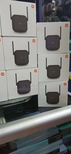 Xiaomi Wifi Extender Pro - main view