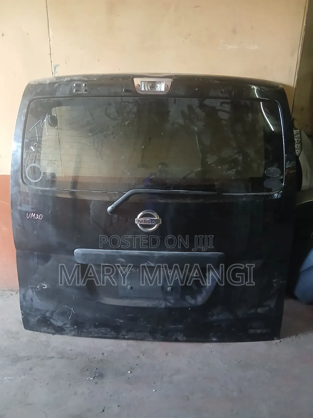 Ex Japan Nv 200 Boot / Tailgate Available