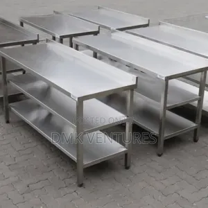 Top Stylish Stainless Three Phases Working Table