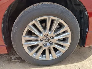 Toyota Harrier 2.0 4WD 2018 Red