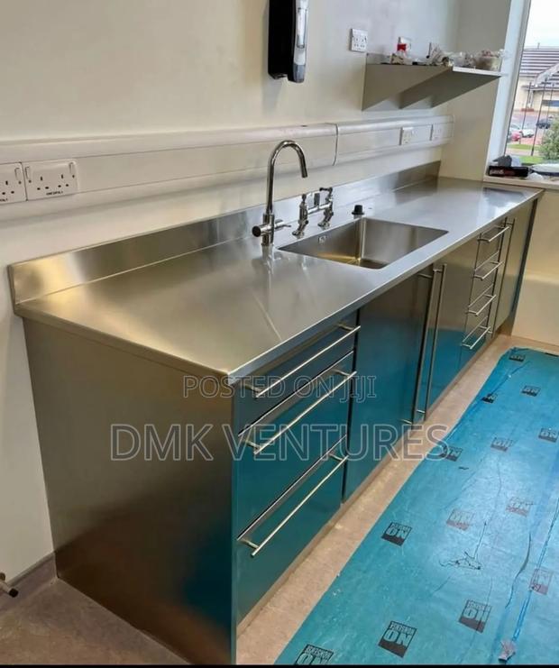 Cabineted Luxurious Washing Stainless Steel Sink