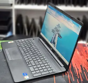 Laptop HP 15 8GB Intel Core I7 HDD+SSD 1T