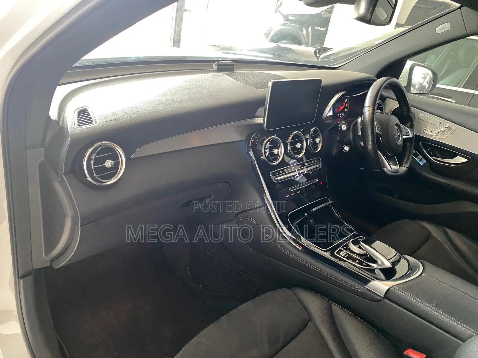 Mercedes-Benz GLC-Class 2018 White