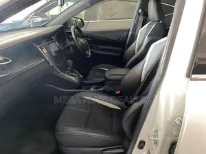 Toyota Harrier 2018 White