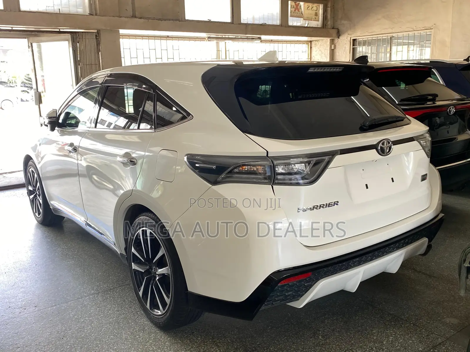 Toyota Harrier 2018 White