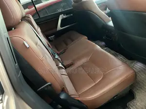 Toyota Land Cruiser 4.6 V8 ZX 2018