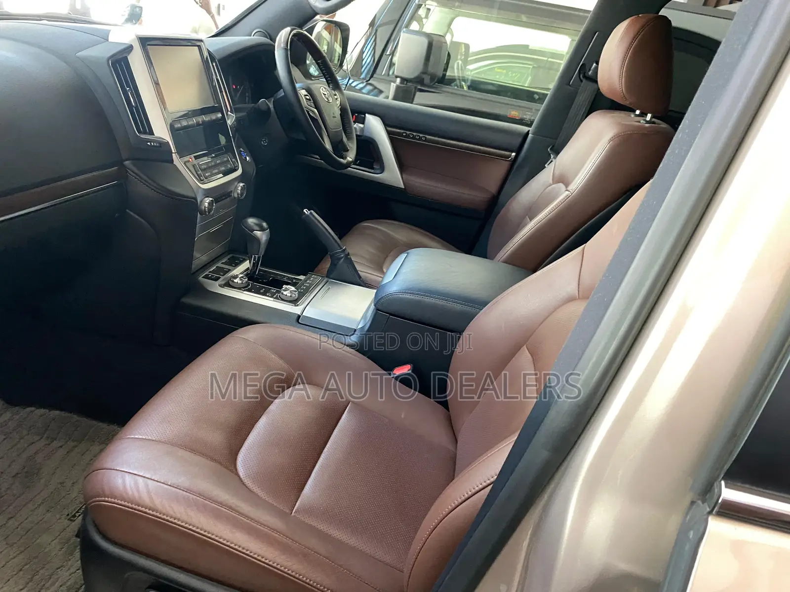 Toyota Land Cruiser 4.6 V8 ZX 2018