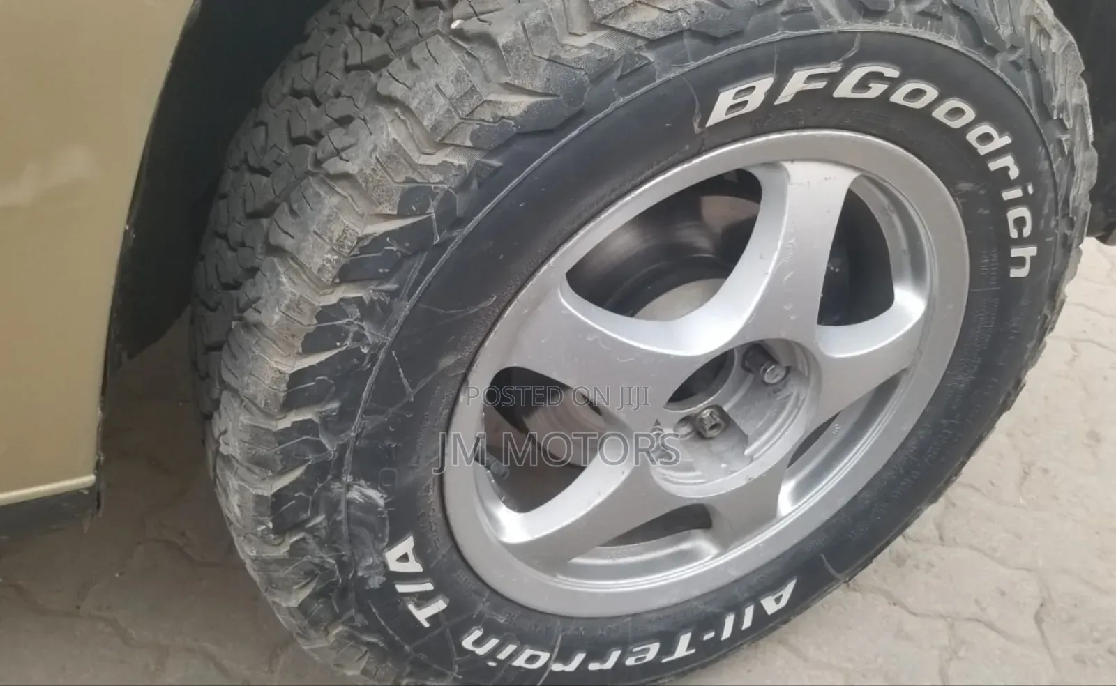 Toyota RAV4 1999 Gold