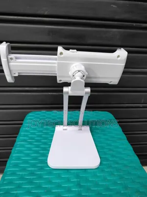 Adjustable Tablet Stand With 360 Degrees 
Rotating Angles.