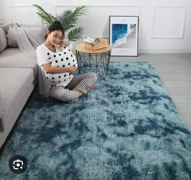 7*10 Fluffy Carpet - thumbnail 2