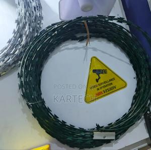 Weather Resistant Green Razor Wire – Durable Security Barrier - thumbnail 2