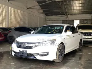 Honda Accord 2018 White