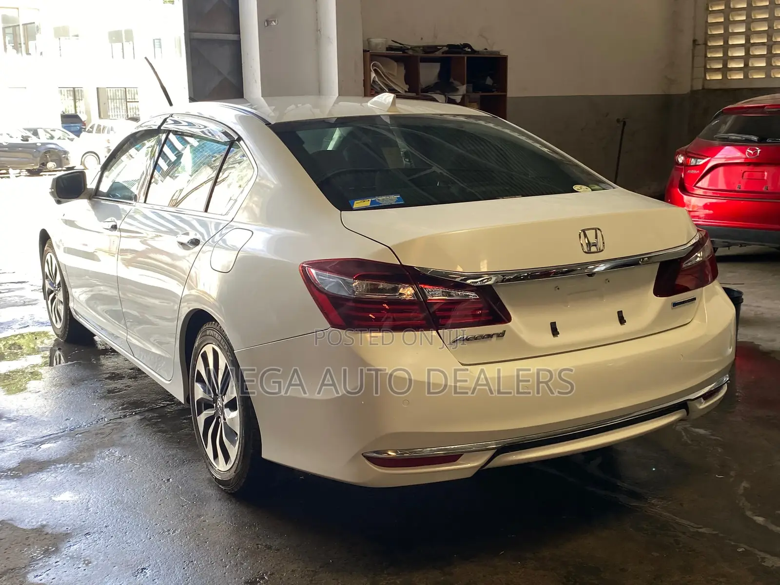 Honda Accord 2018 White
