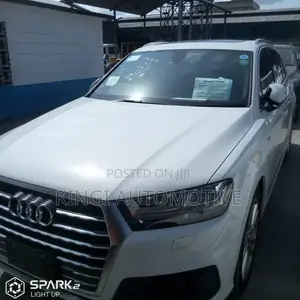 Audi Q7 3.0T Premium AWD quattro 2017 White