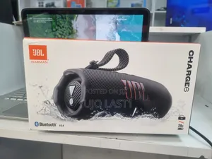 JBL Charge 6