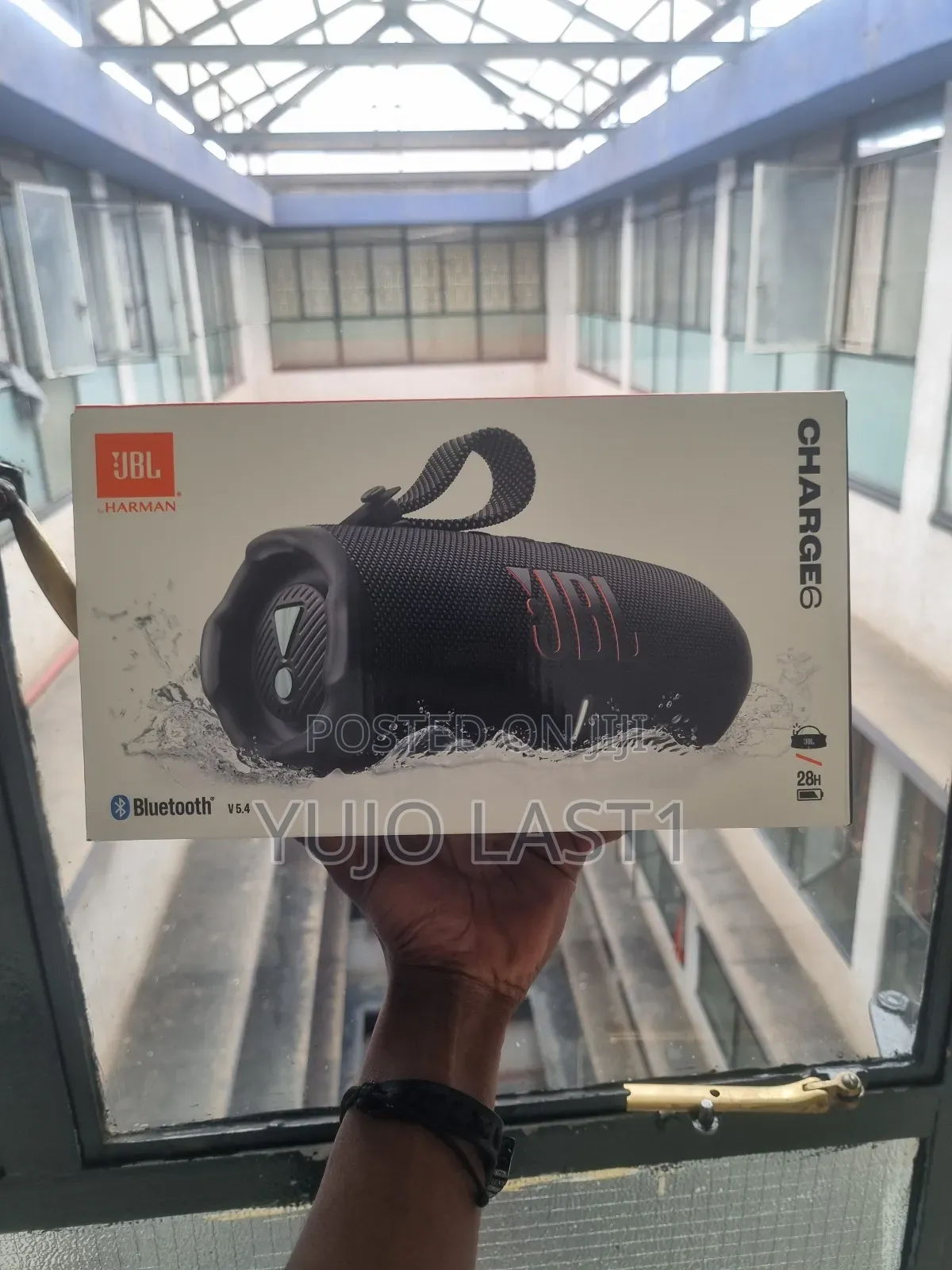 JBL Charge 6