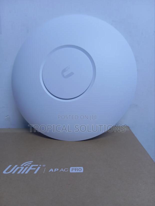 Ubiquiti Uap Ac Pro Indoor Access Point - main view