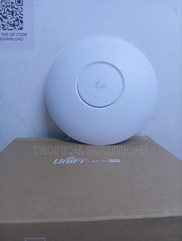 Ubiquiti Uap Ac Pro Access Point Available Uap Ac Pro - main view