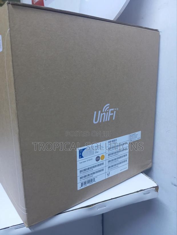 Ubiquiti Uap Ac Pro Access Point Available Uap Ac Pro - thumbnail 3