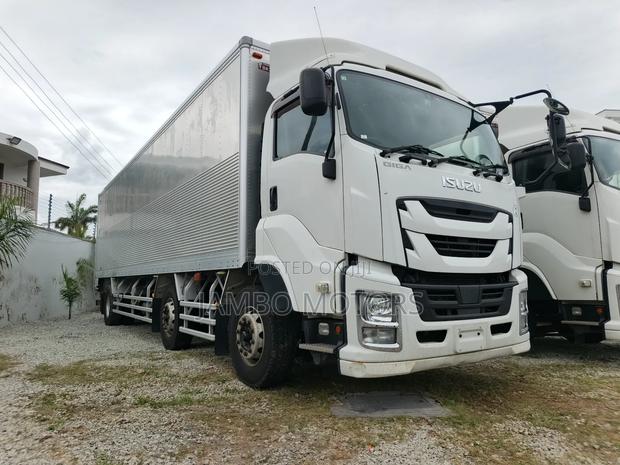 Isuzu Giga